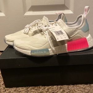 Women's Adidas NMD_R1 Halo Blue Cloud White Pink New